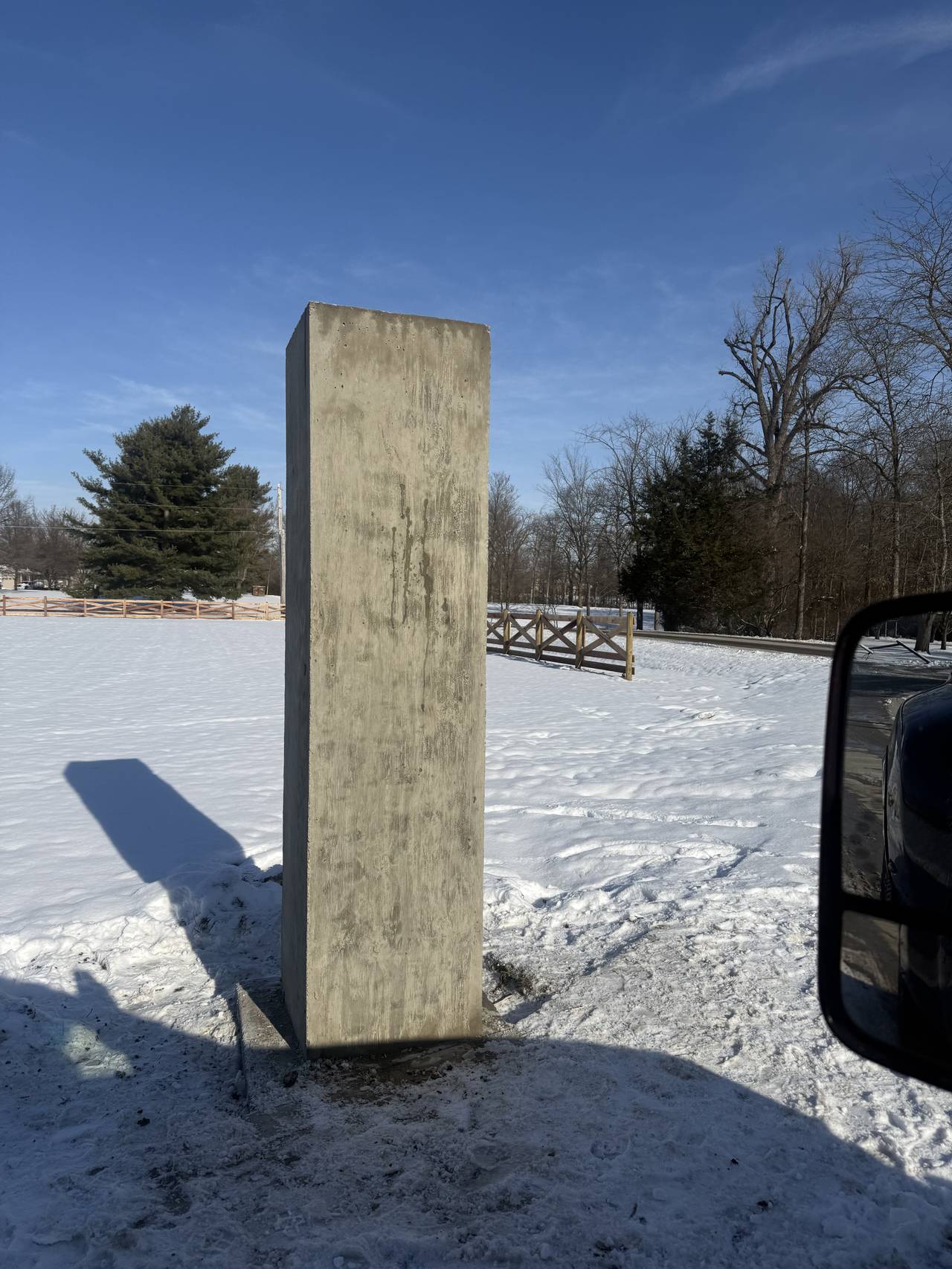 Custom precast concrete entrance pillar